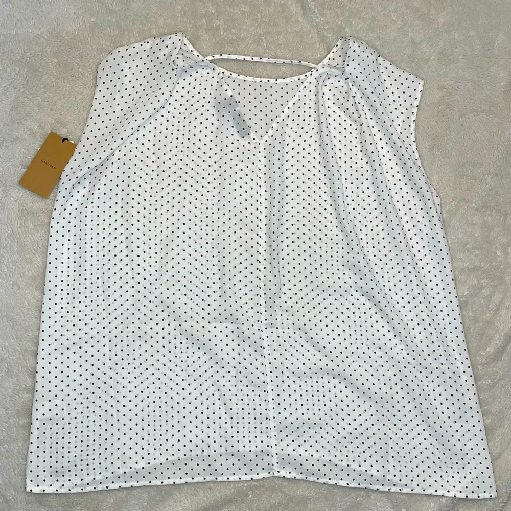 Halogen polka dot‎ top - Picture 4 of 5